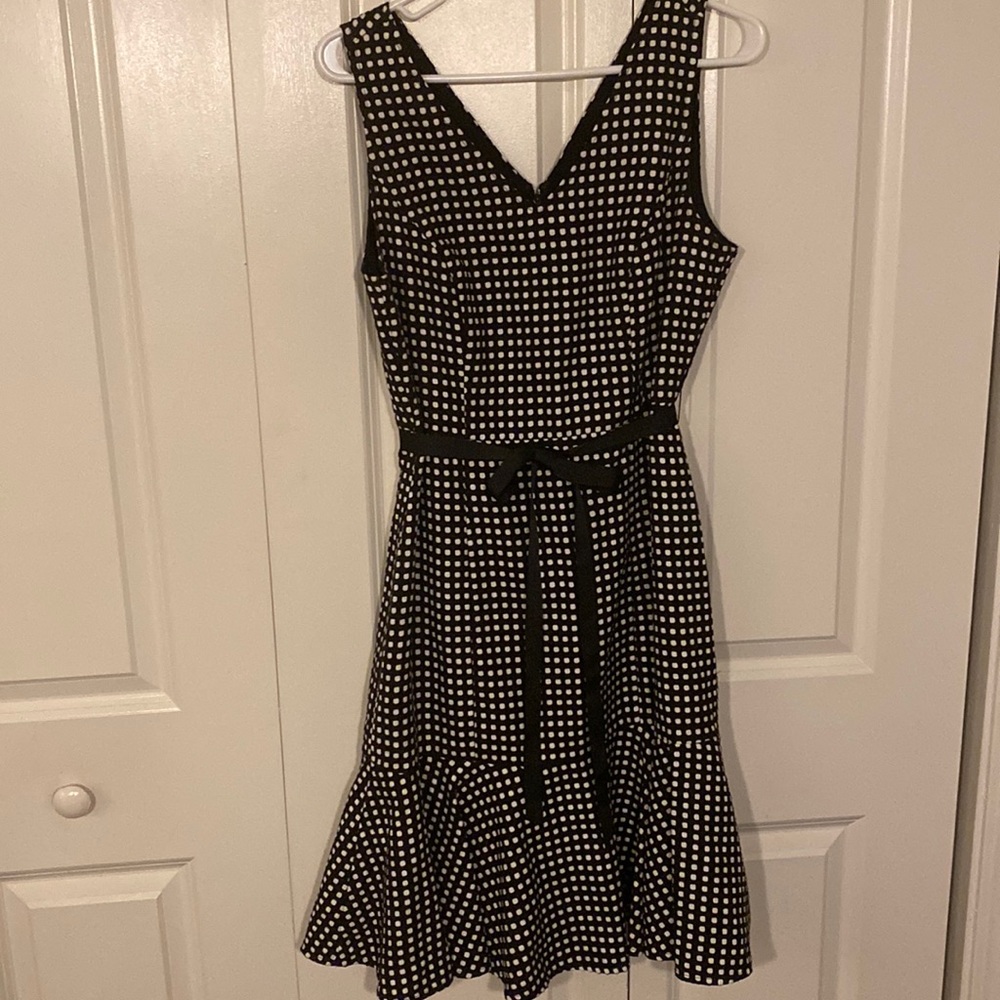Like new The Limited dress black and white